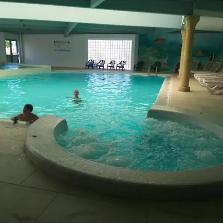 キャンプ場 Mobil-home 3 6 Personnes *